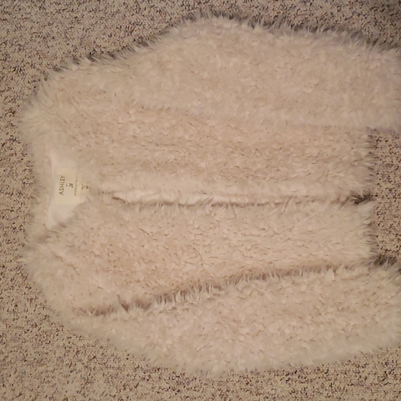Ashley By 26 International Jackets & Blazers - Fuzzy cream colored jacket